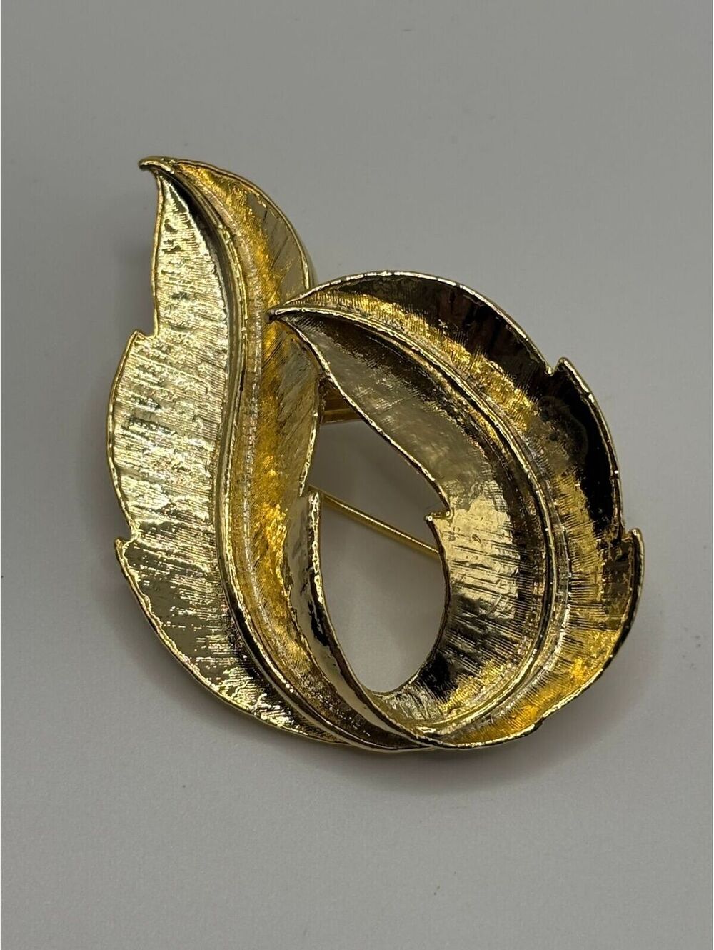Vintage Stamped Gerry’s Gold Tone Feather Brooch Pin